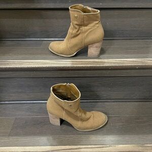 Expression Ankle Boots Women’s Size 6